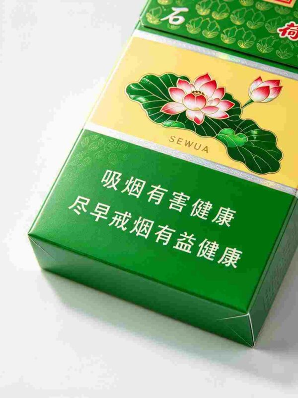 3 Lotus cigarettes One box contains 10 packs A38